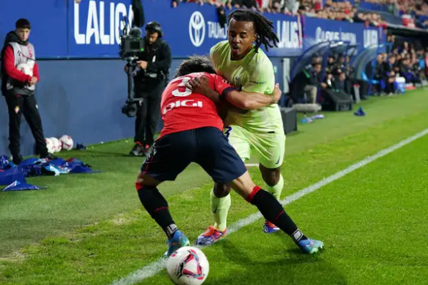 莱万多夫斯基失踪,巴萨惨败